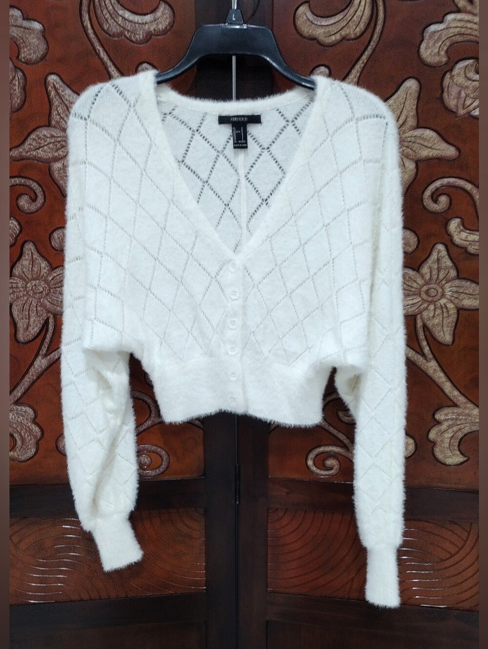 Forever 21 SzS Fuzzy White V-Neck Button-Front Sweater Cardigan